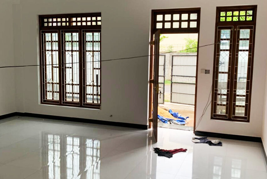 Commercial-Building-for-Rent-in-Rathmalana-10840-02