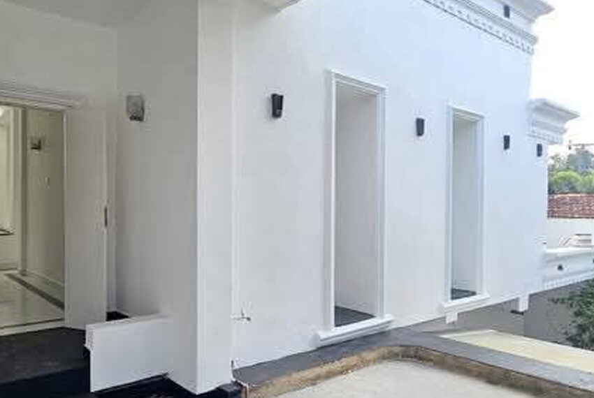 House-for-sale-in-Ja-ela-10841-02