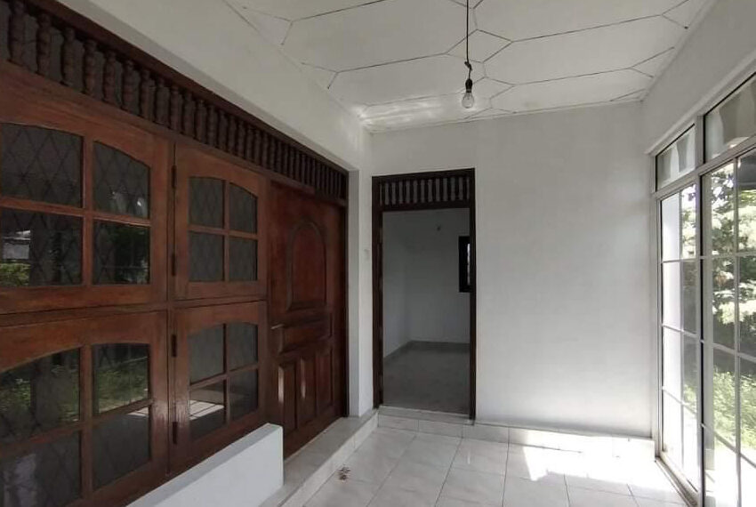 House-for-sale-in-Wattala-10860-04