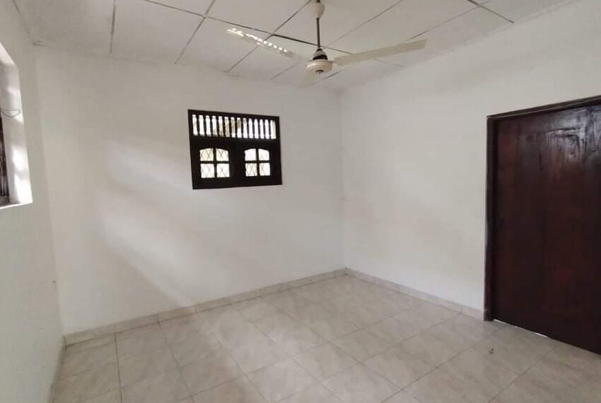 House-for-sale-in-Wattala-10860-05