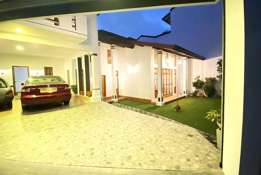 Luxury-House-for-sale-in-Colombo-5-10851--06