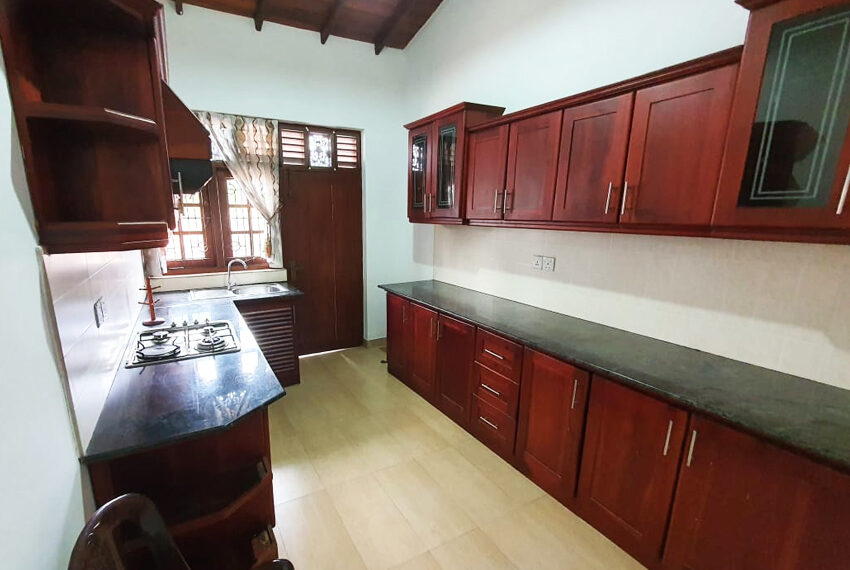 Two-Story-House-for-Sale-in-Dehiwala-10852-01