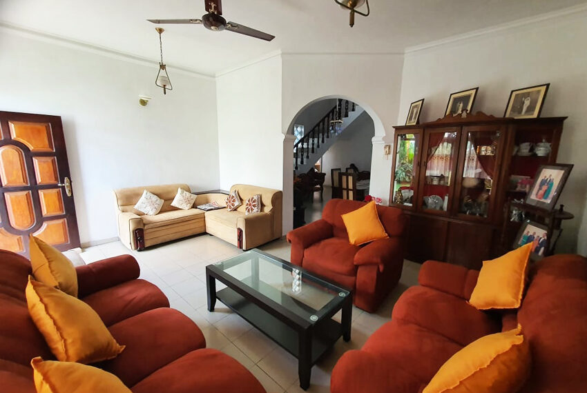 Two-Story-House-for-Sale-in-Dehiwala-10852-03