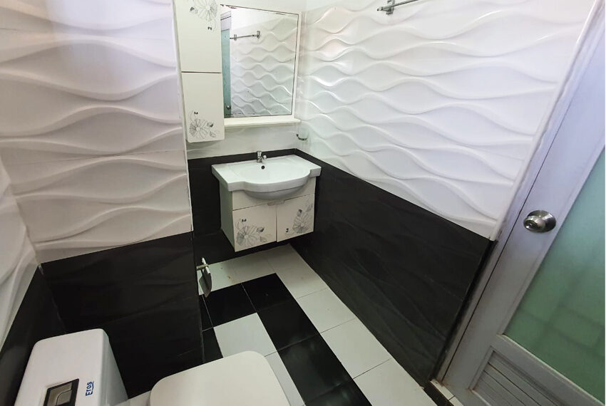 Two-Story-House-for-Sale-in-Dehiwala-10852-07