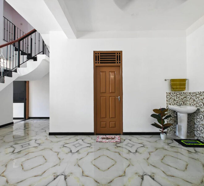 Two-Story-House-for-Sale-in-Dehiwala-10865-03