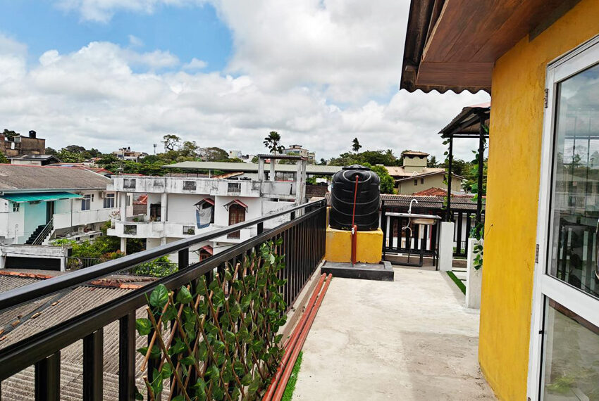 Two-Story-House-for-Sale-in-Dehiwala-10865-04