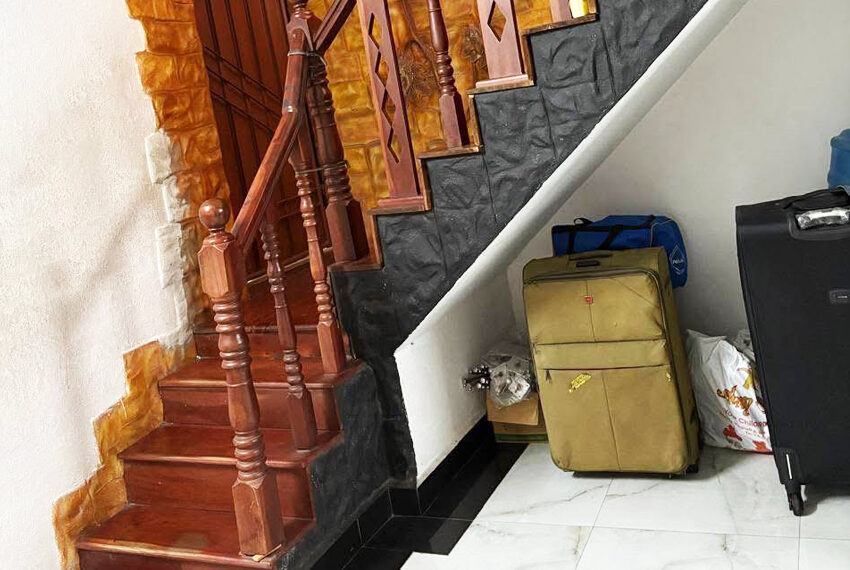 Two-Story-House-for-Sale-in-Colombo-15-10896-02