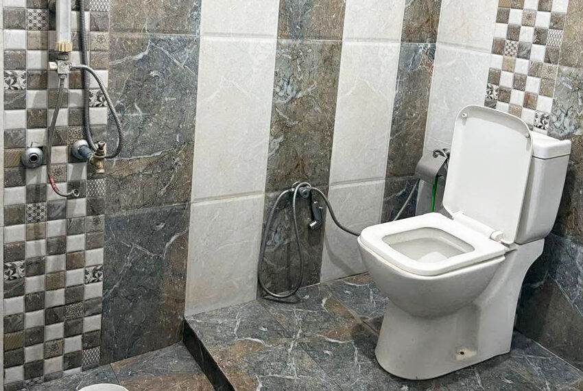 Two-Story-House-for-Sale-in-Colombo-15-10896-05