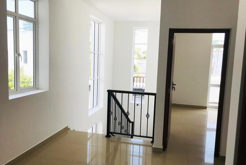 Two-Story-House-for-Sale-in-Ratmalana-10902-03