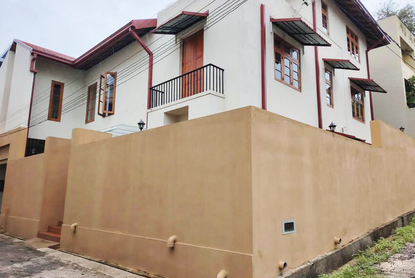 Two-Story-Luxury-House-for-Sale-in-Nawala-10906-02