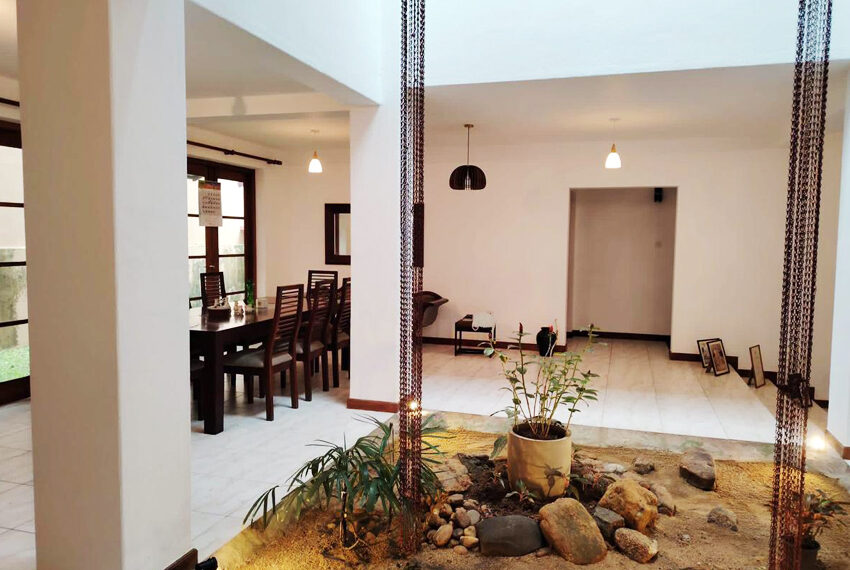 Two-Story-Luxury-House-for-Sale-in-Nawala-10906-03