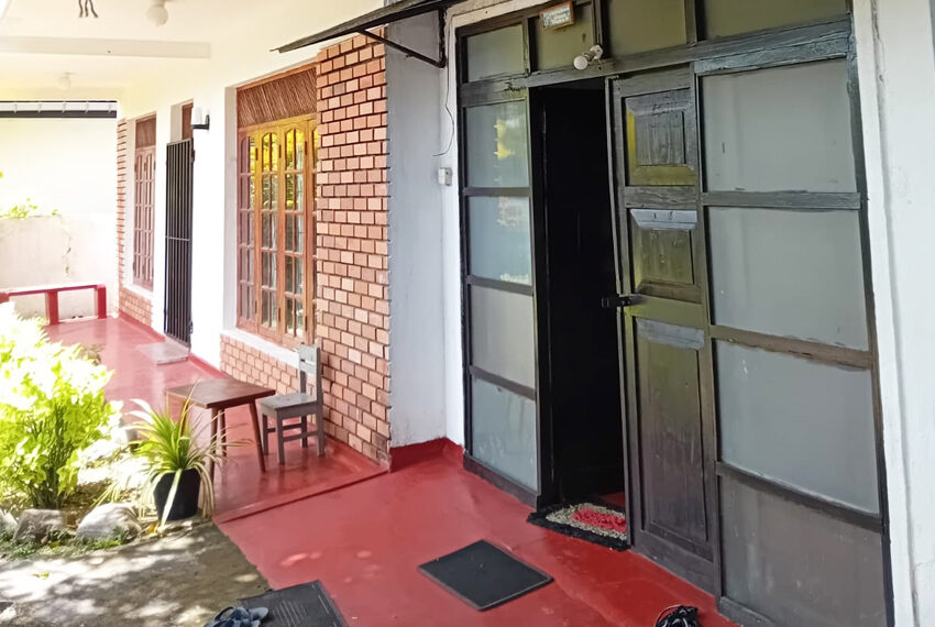Two-Story-House-for-Sale-in-Moratuwa-10913-02