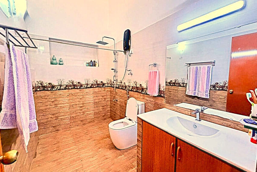 Luxury-Two-Story-House-for-Sale-in-Kohuwala-10932-02
