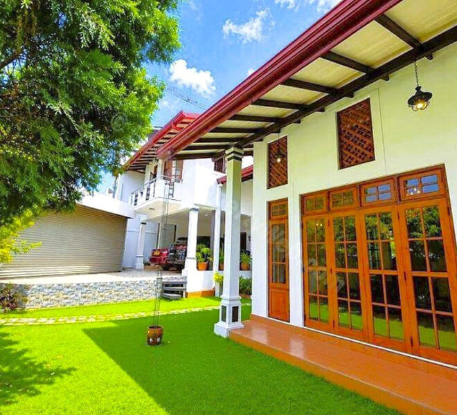 Luxury-Two-Story-House-for-Sale-in-Kohuwala-10932-05
