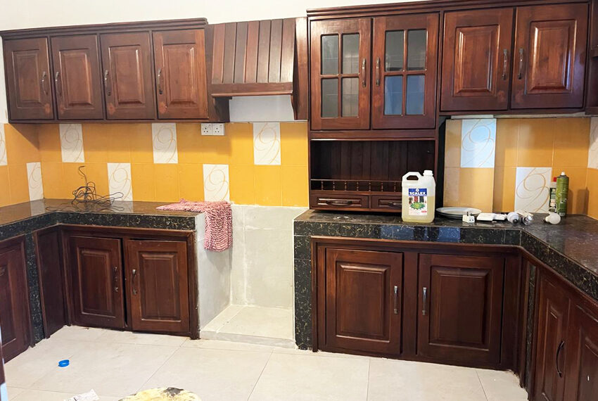 Two-Story-House-for-Sale-in-Dehiwala-10930-03