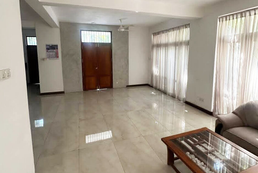 Houe-for-sale-in-Nawla-10971-05