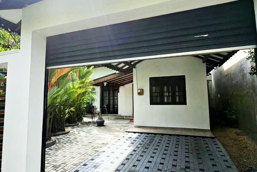 House-for-Sale-in-Mulleriyawa-10968-04