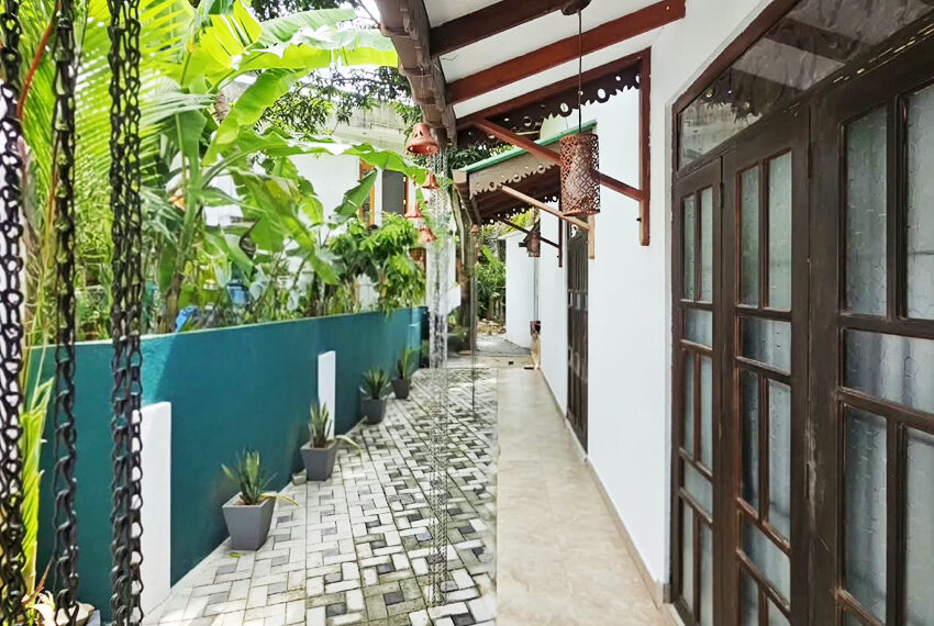 House-for-Sale-in-Mulleriyawa-10968-06