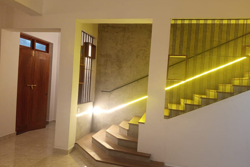 House-for-sale-in-Ja-ela--10954-04