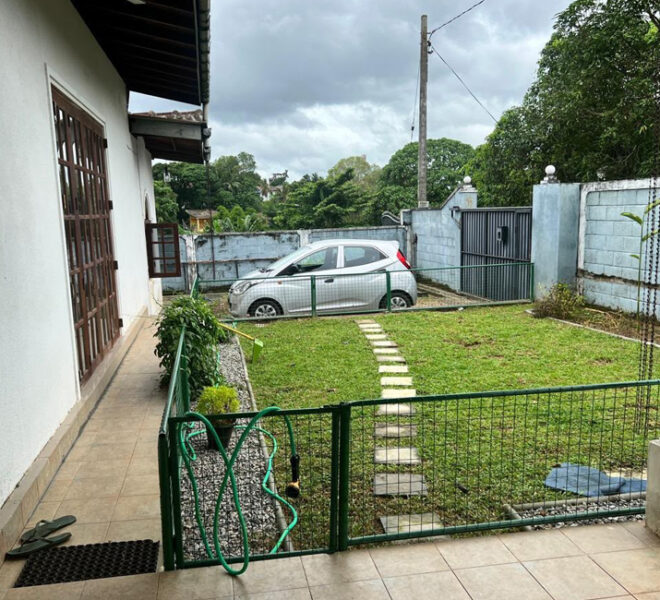 House-for-sale-in-Mattegoda-10972-04