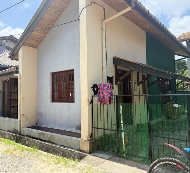 House-for-sale-inJa-Ela-10980-04