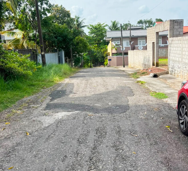 Land-for-Sale-in-Athurugiriya-10952-01