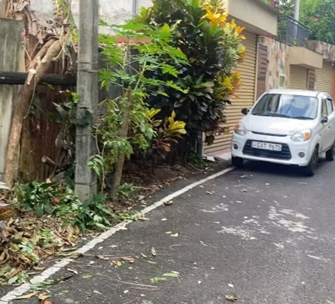 Land-for-sale-in-Thalawathugoda-10970-05