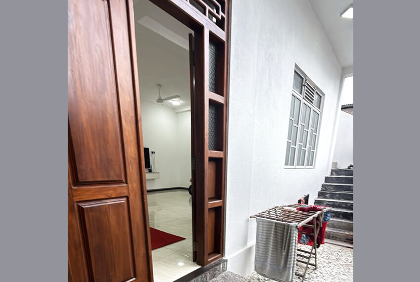 Two-Story-House-for-Sale-in-Wellampitiya-10966-08