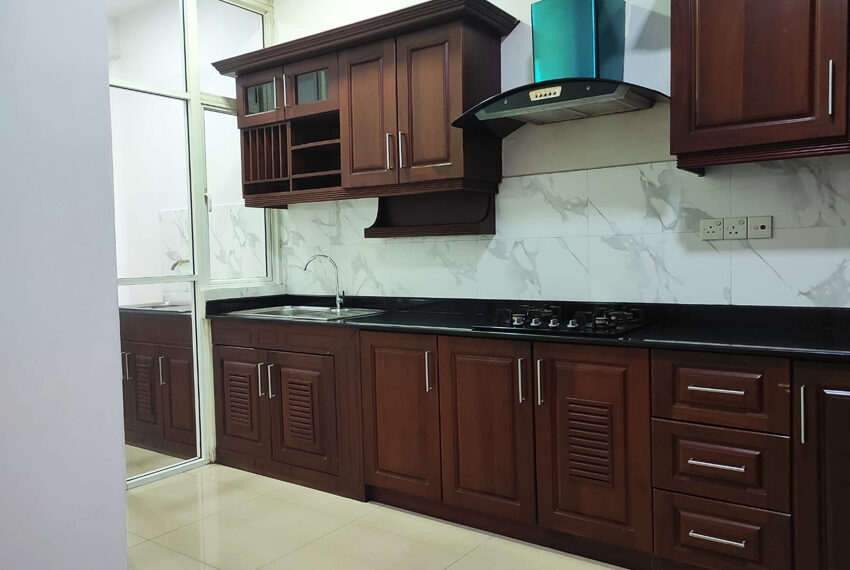 Apartment-for-Sale-in-Colombo-05-10998-03