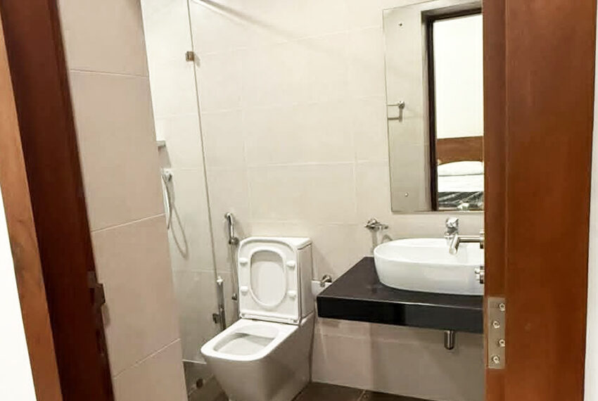 Brand-New-Furnished-Apartment-for-Sale-in-Colombo-04-10984-04