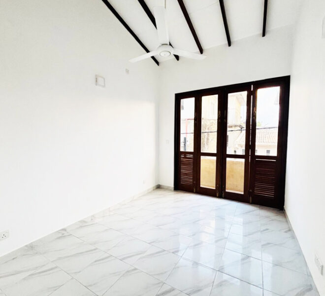 Brand-New-House-for-Sale-in-Moratuwa-11008-06