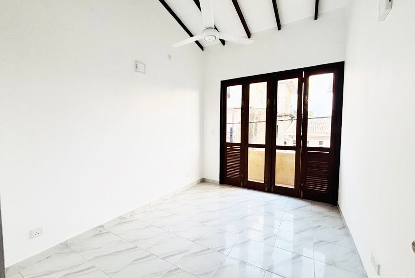 Brand-New-House-for-Sale-in-Moratuwa-11008-06