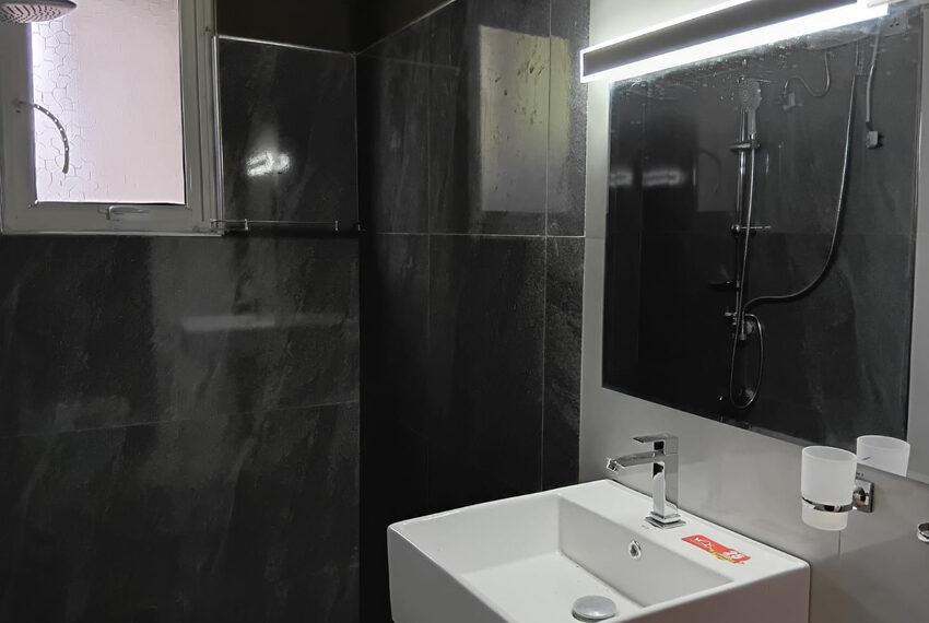 House-for-sale-in-Ja-Ela-11001-02