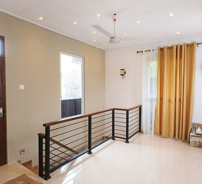 House-for-sale-in-Ja-Ela-11001-04