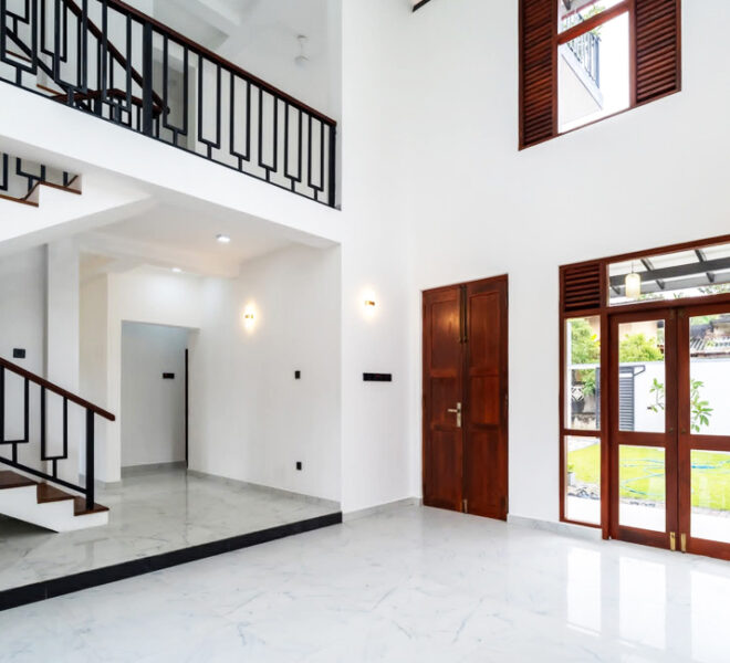 Two-Story-House-for-Sale-in-Homagama-10986-01